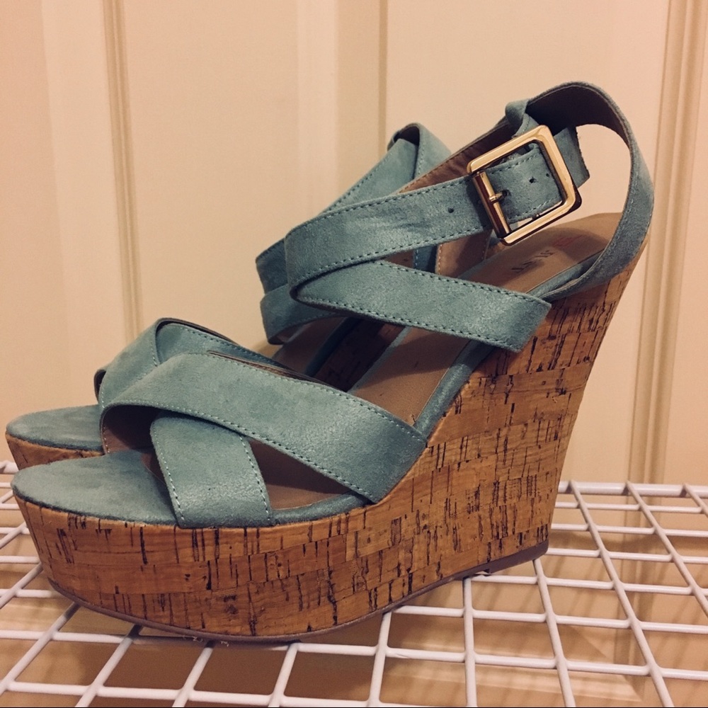 unworn JustFab turquoise wedges